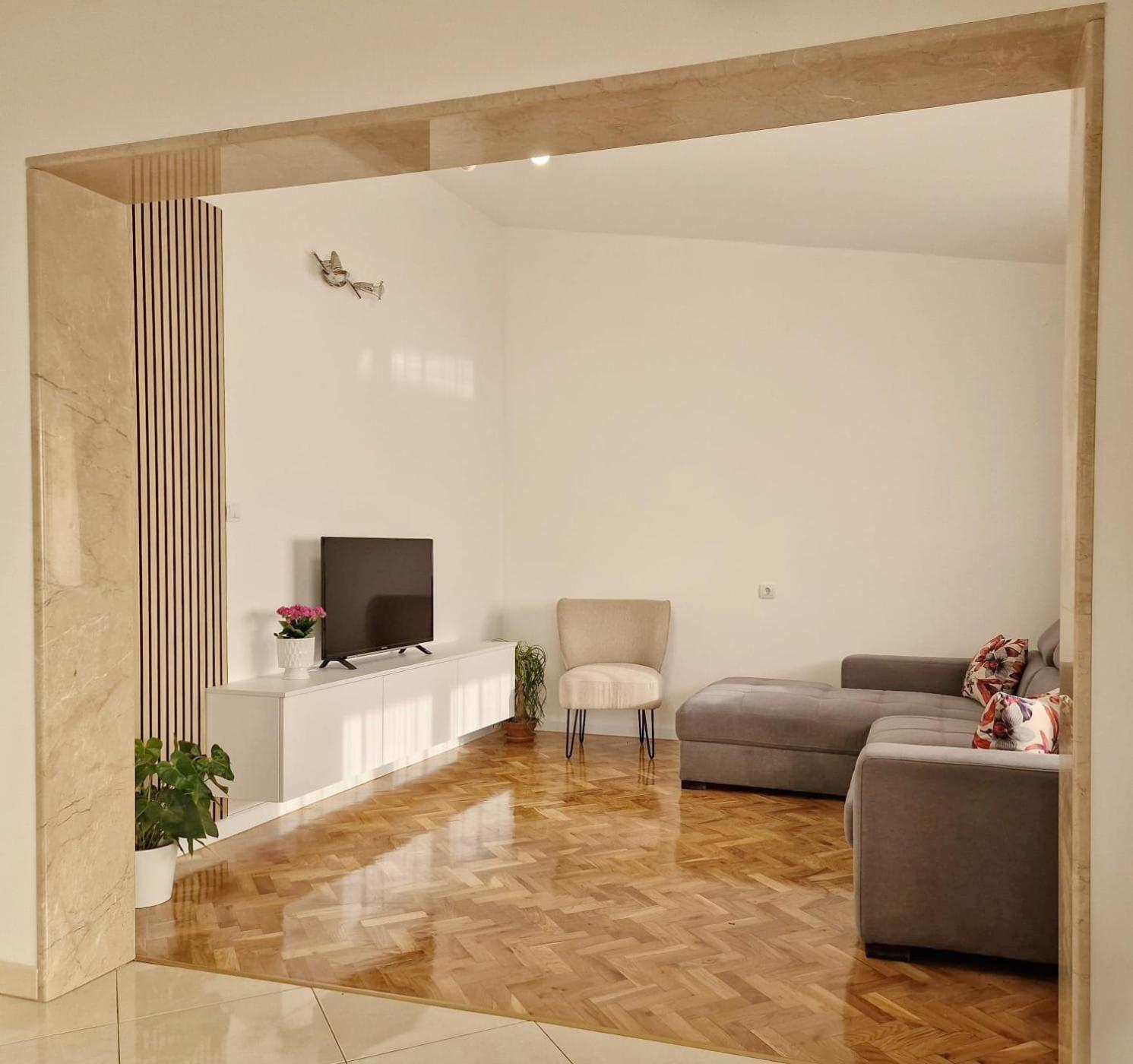 Sea View Jagoda 3 * Omis